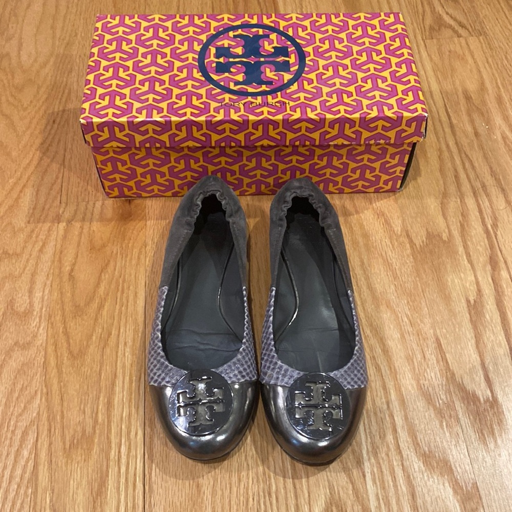 Tory Burch Smoke Flats